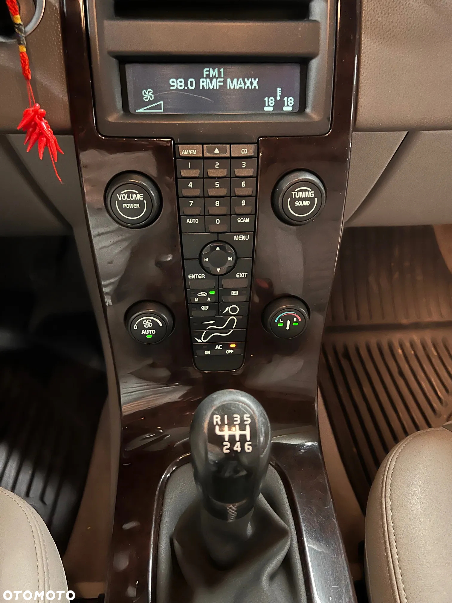 Volvo S40 2.0D - 16