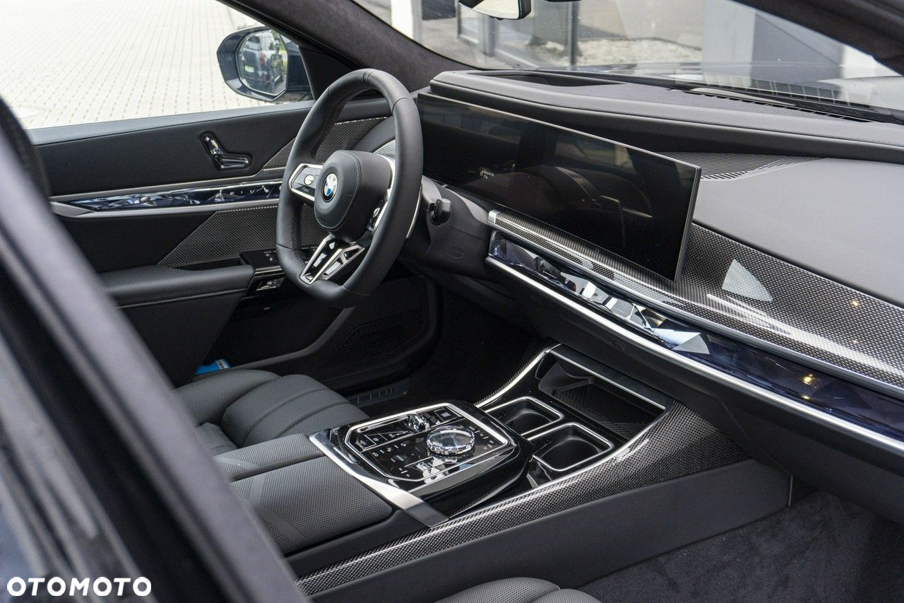 BMW Seria 7 - 23