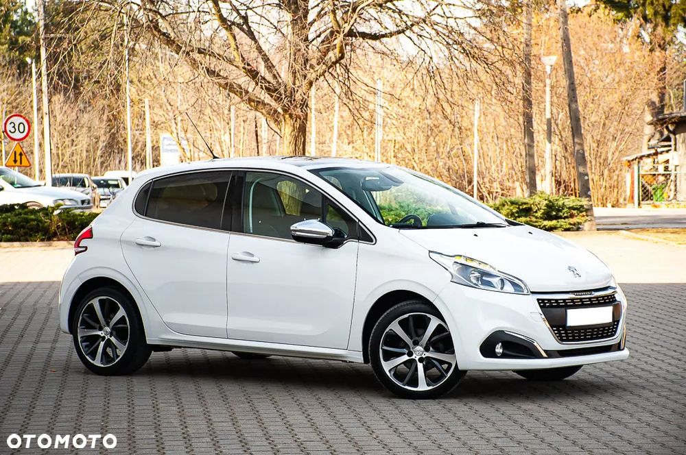 Peugeot 208 PureTech 110 Stop & Start Tech Edition - 3