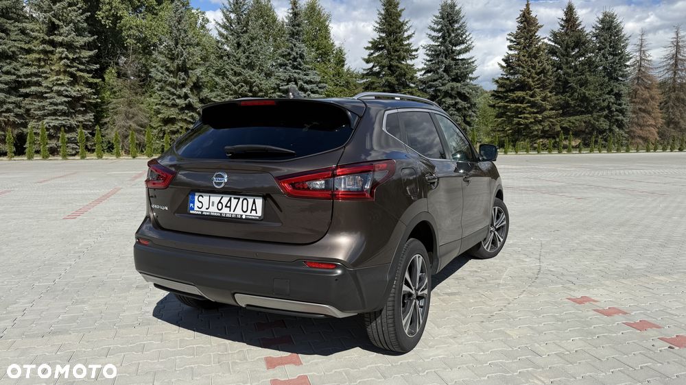 Nissan Qashqai 1.3 DIG-T N-Connecta - 18