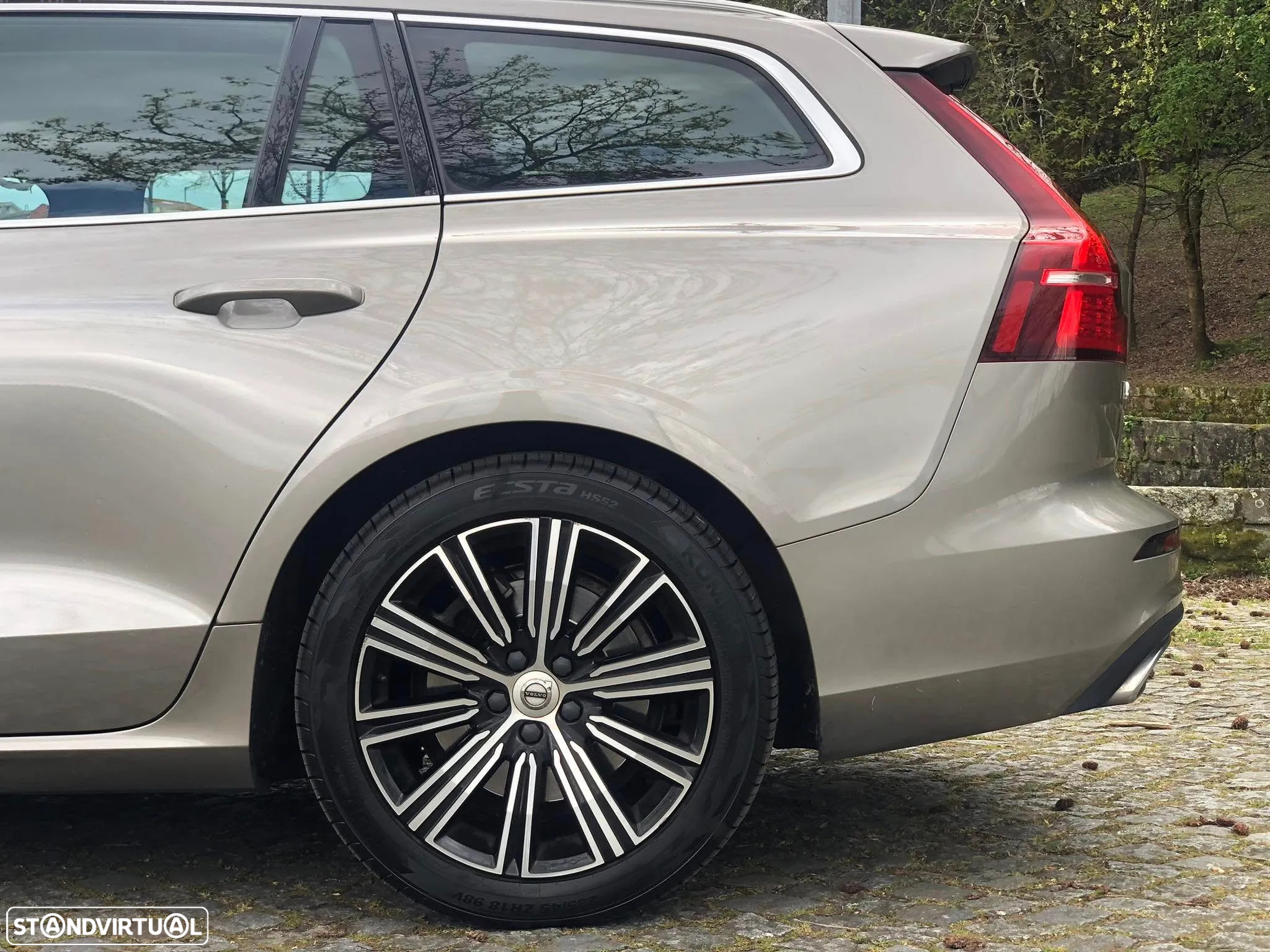 Volvo V60 2.0 T8 AWD TE Inscription - 32