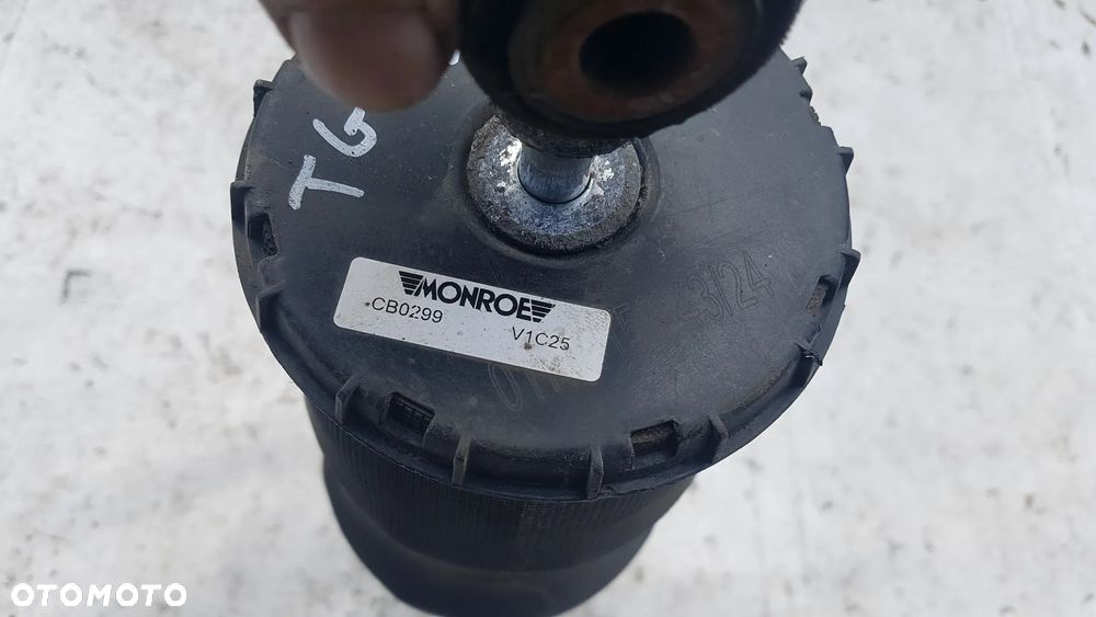 PODUSZKA AMORTYZATOR ZAWIESZENIA KABINY LEWY TYŁ MAN TGL TGM EURO 6 - 2