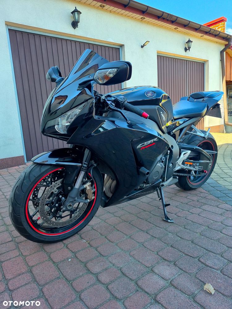 Honda CBR - 12