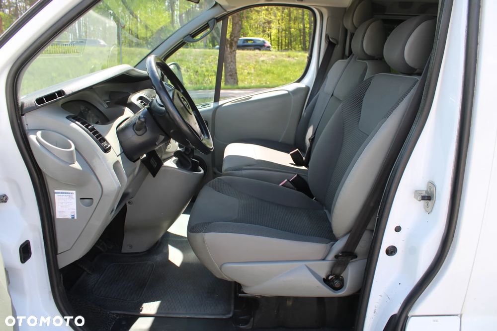Opel Vivaro - 19