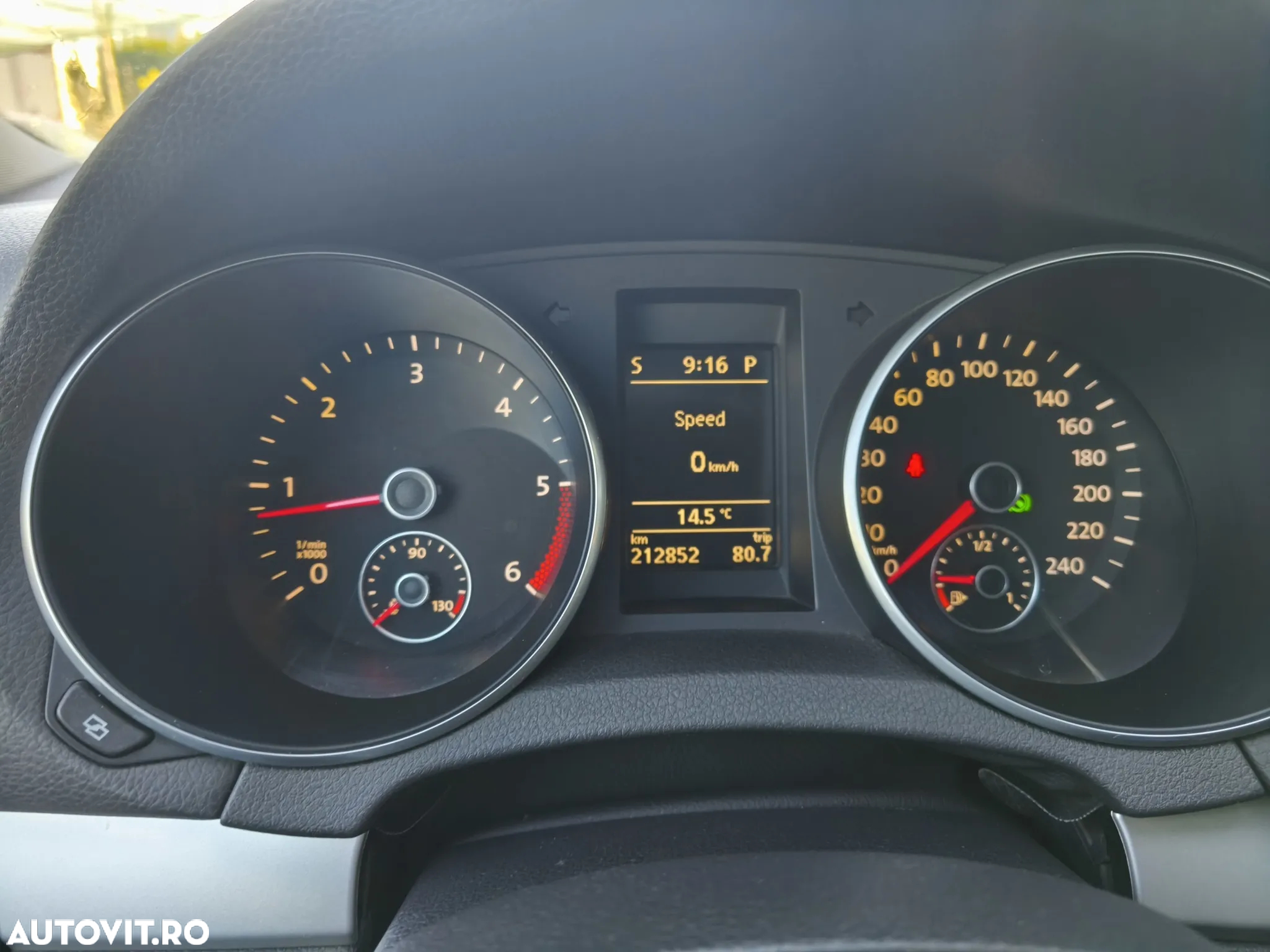 Volkswagen Golf 2.0 TDI Highline DSG - 15