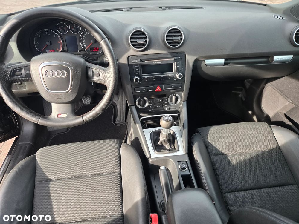 Audi A3 Sportback 2.0 TDI DPF quattro S line Sportpaket (plus) - 13