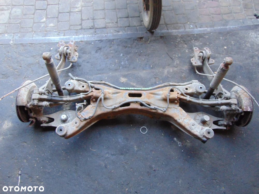 belka tył opel vectra c kombi lift 2,0 turbo - 9