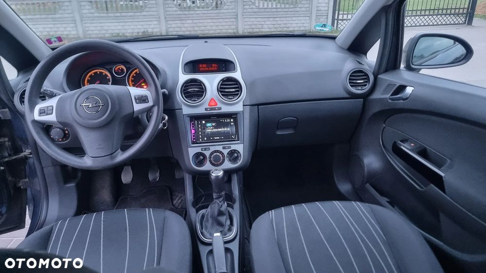 Opel Corsa 1.2 16V Selection 110 Jahre - 9