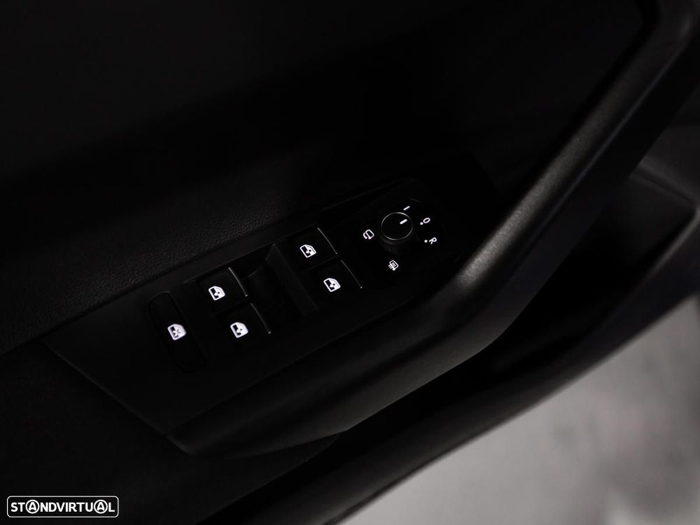 VW Polo 2.0 TSI DSG GTI - 18