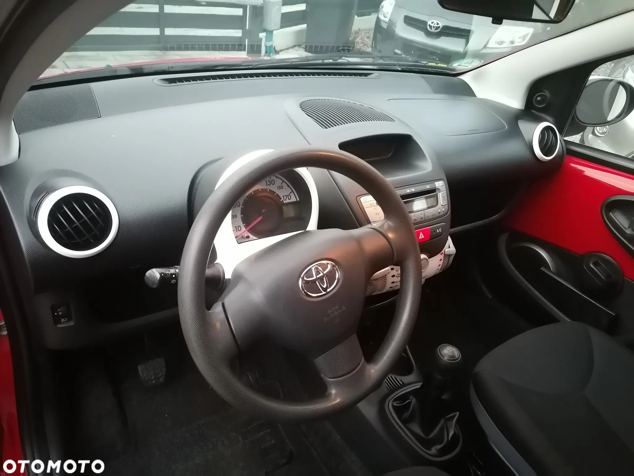 Toyota Aygo - 13
