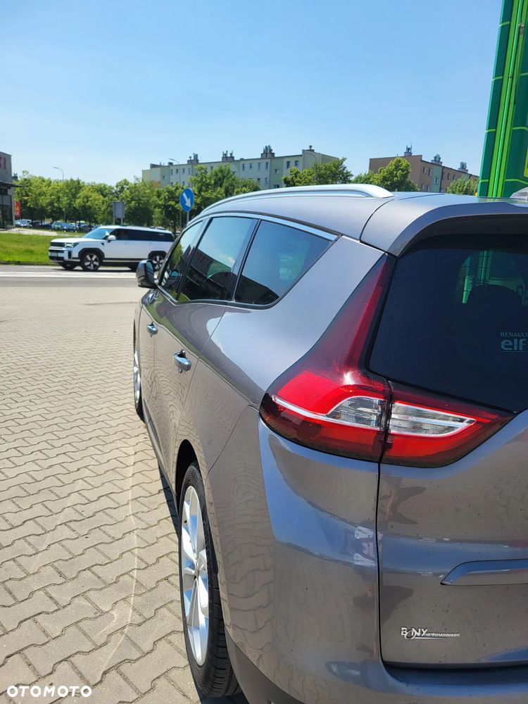 Renault Scenic - 6