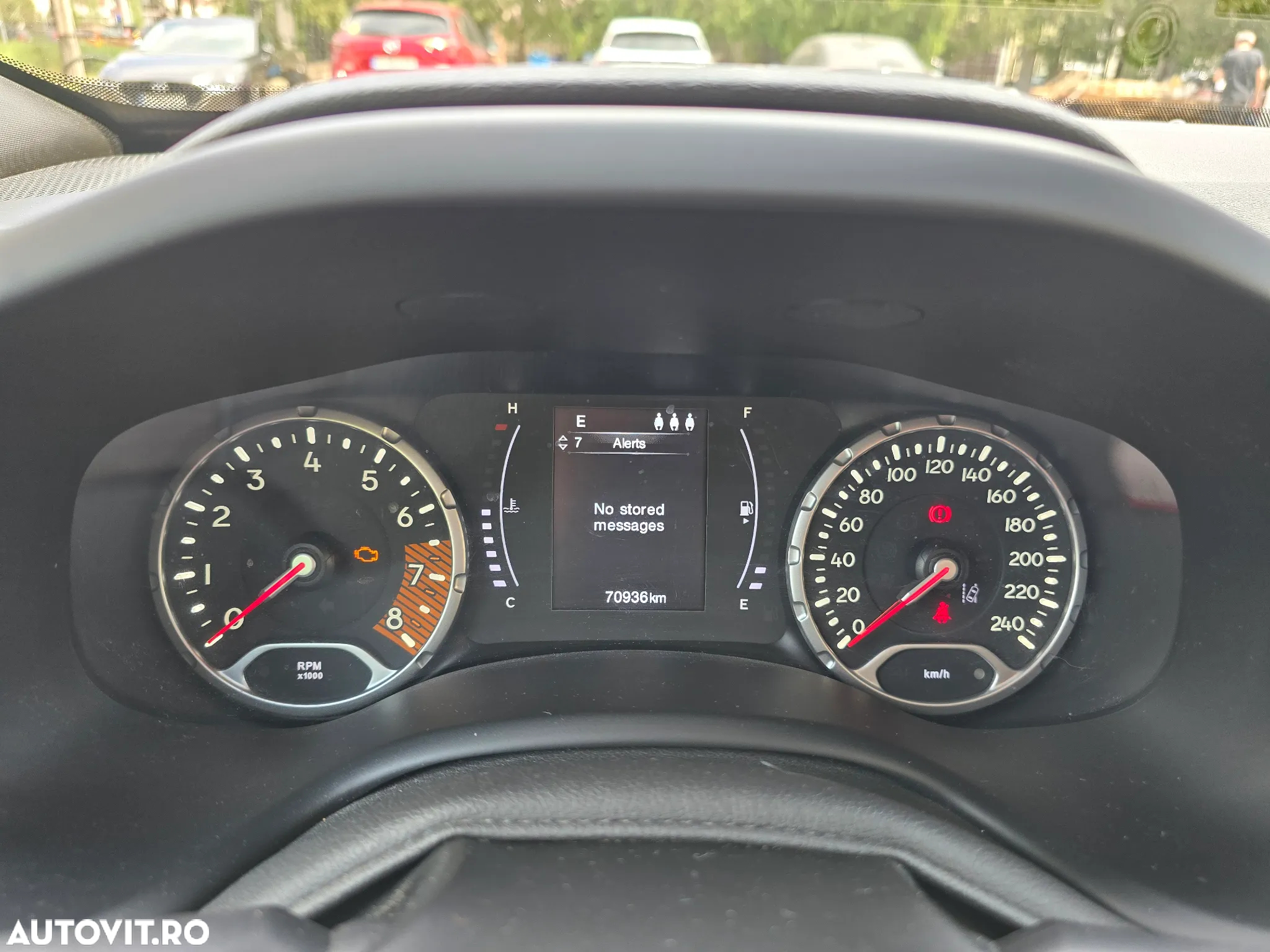 Jeep Renegade 1.0 Turbo 4x2 M6 Longitude - 12
