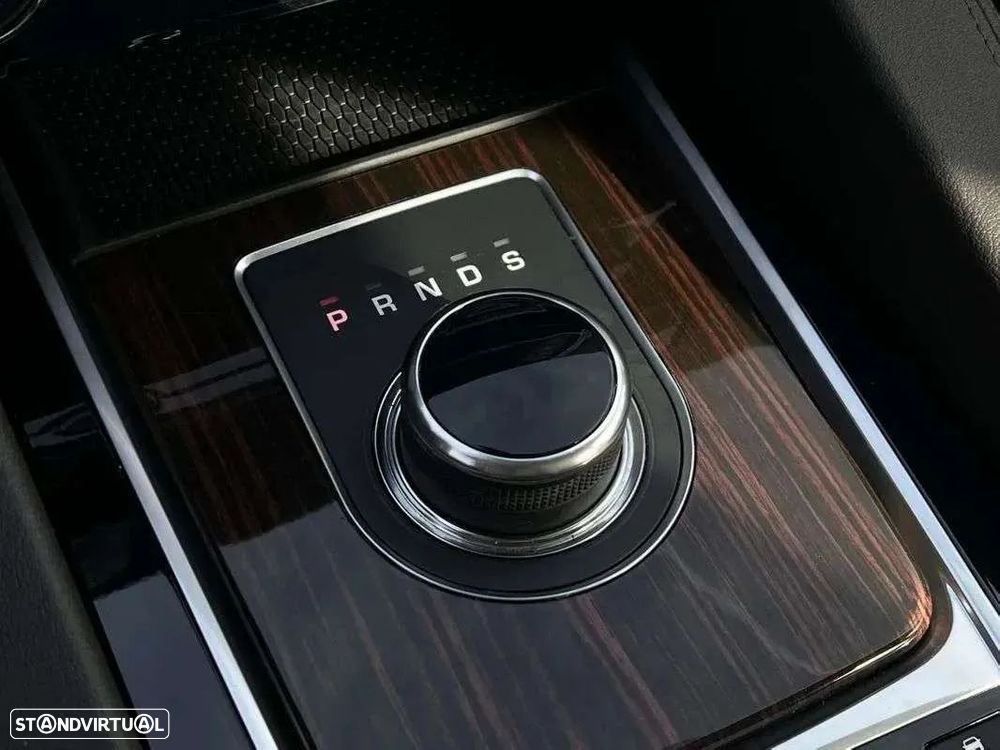 Jaguar F-Pace 2.0 i4D Portfolio AWD Aut. - 13