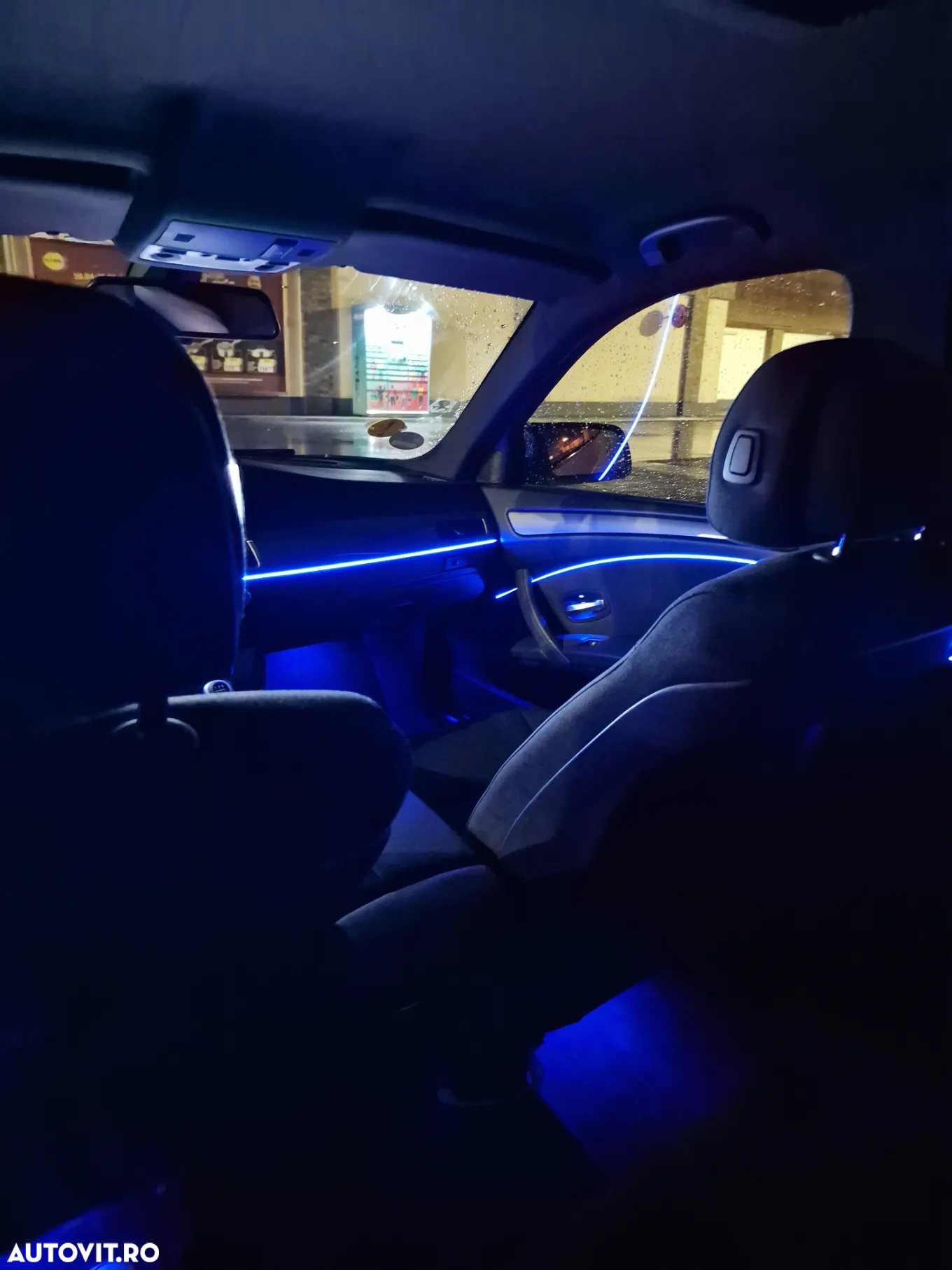BMW Seria 5 520i - 13