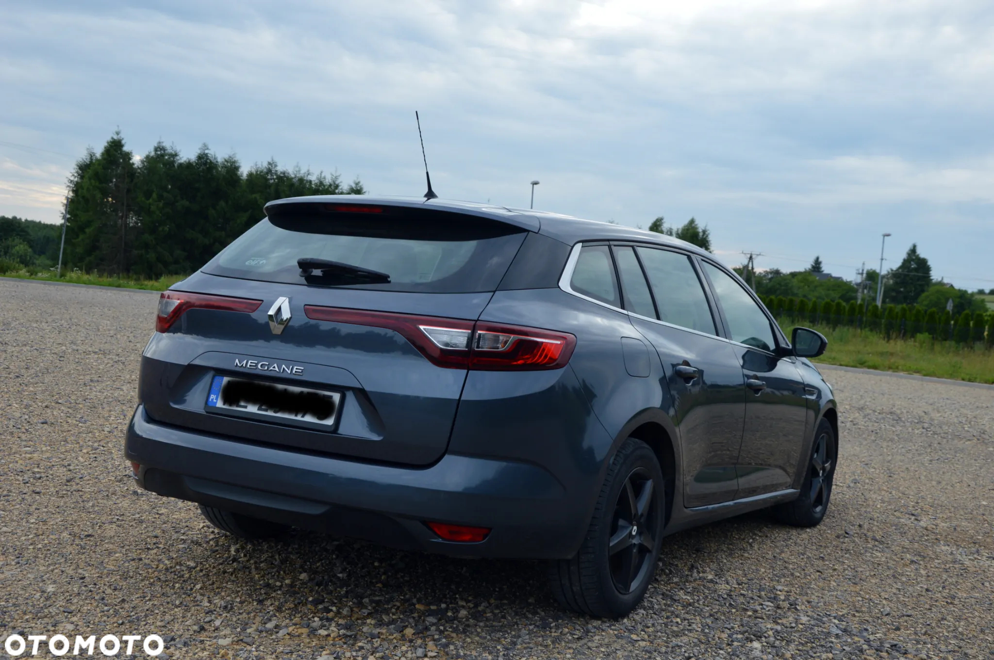 Renault Megane 1.6 SCe Life - 9