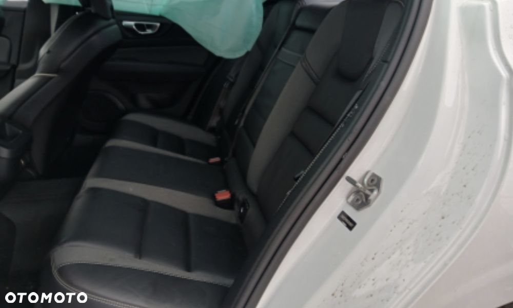 Volvo S60 T6 AWD Geartronic RDesign - 14