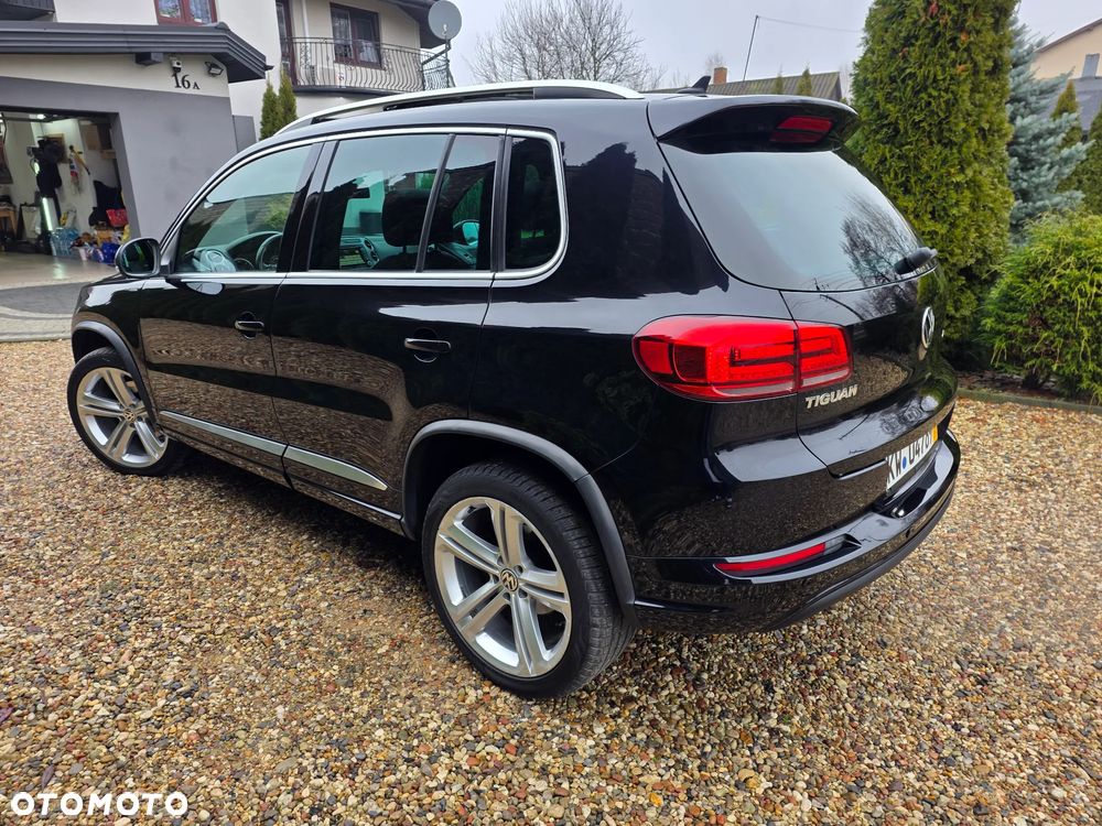 Volkswagen Tiguan 2.0 TDI DPF 4Motion BlueMotion Technology DSG Lounge Sport & Style - 13