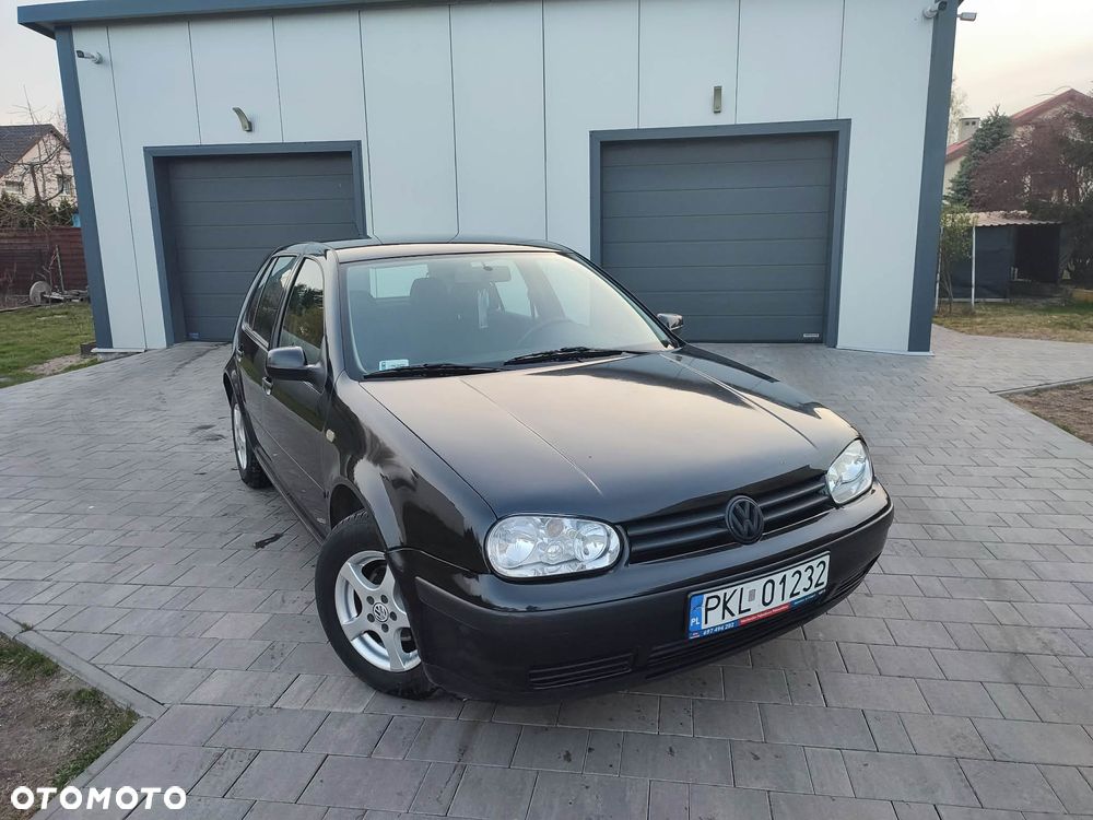 Volkswagen Golf 1.6 Comfortline - 1