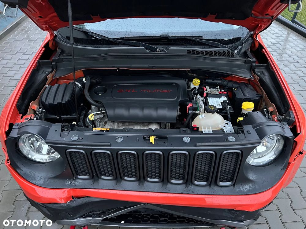 Jeep Renegade - 12