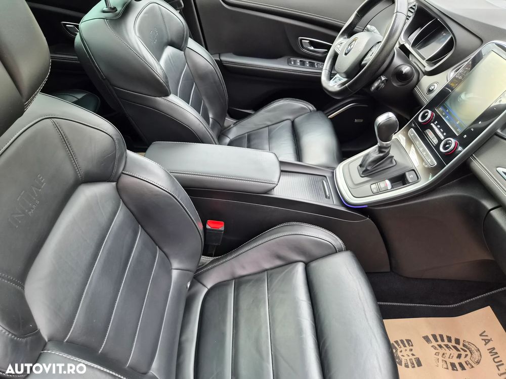Renault Grand Scenic - 12