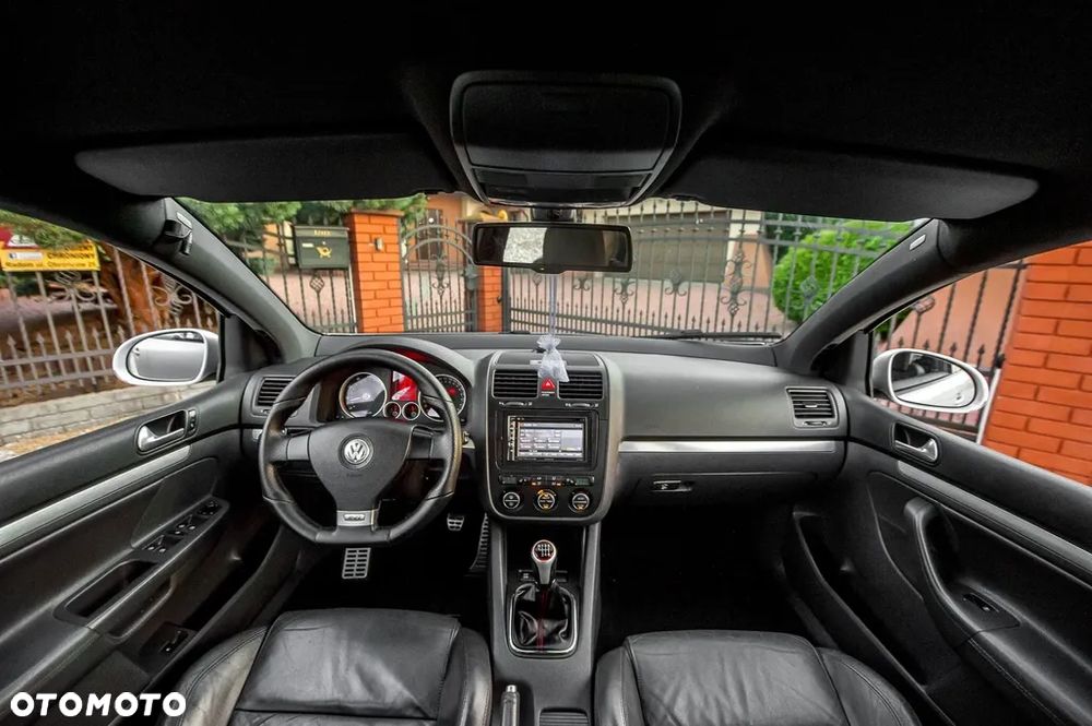 Volkswagen Golf 2.0 GTI - 22