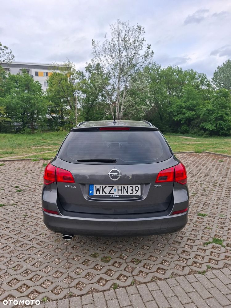 Opel Astra - 4