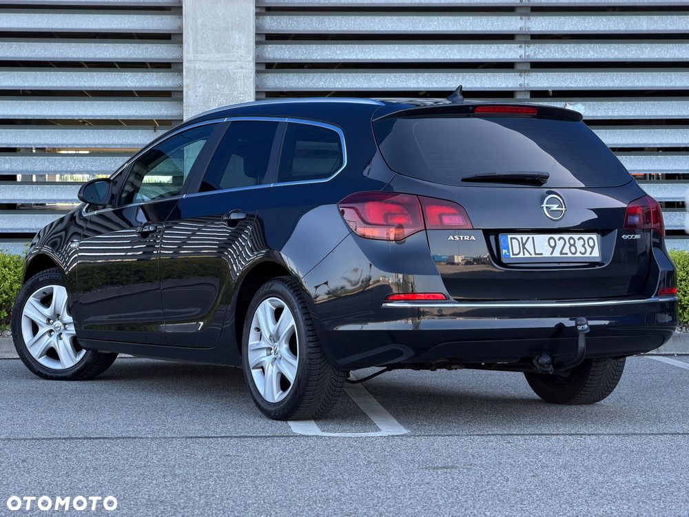 Opel Astra 1.6 CDTI Cosmo - 3