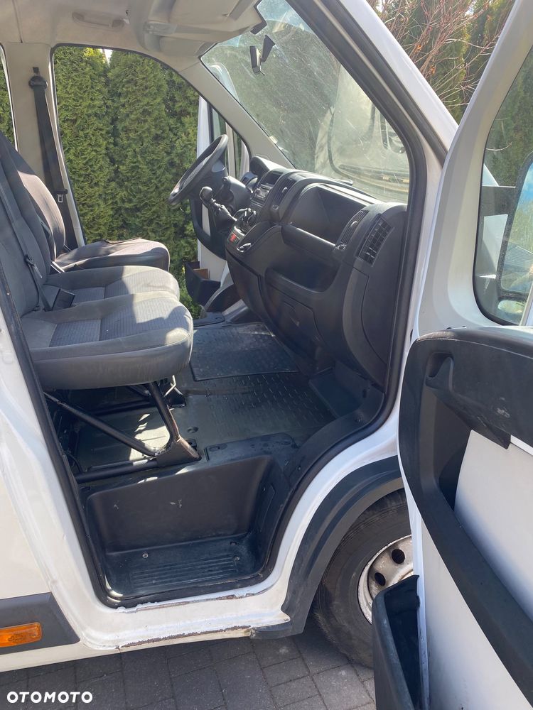 Citroën L4 JUMPER doka 7osob skrzynia 3,3m - 5
