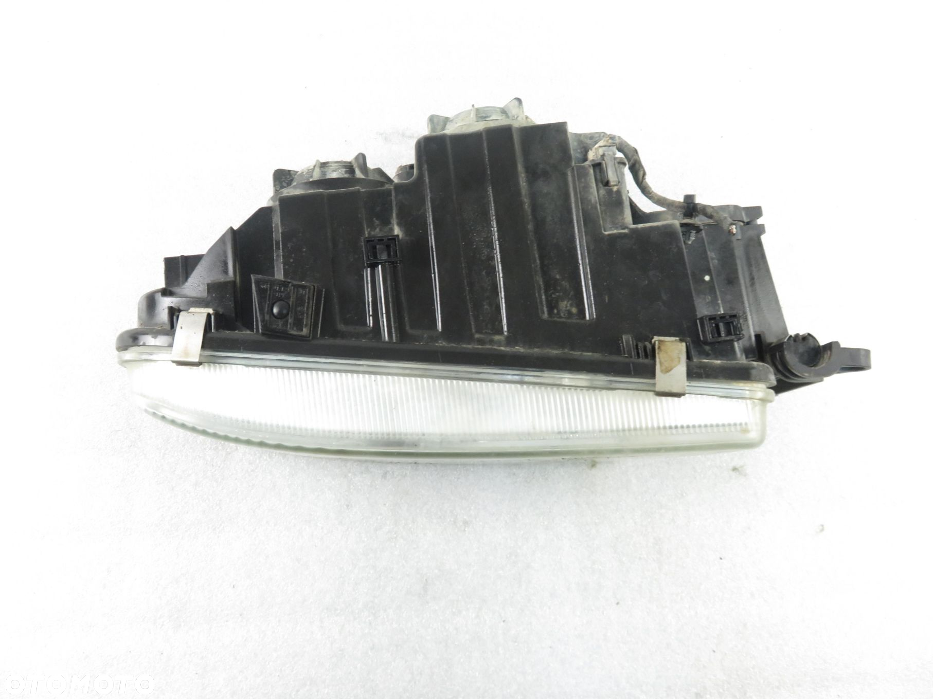 HALOGEN LEWY MAN TGX I 81251016521 - 9