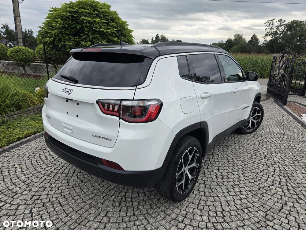 Jeep Compass - 10
