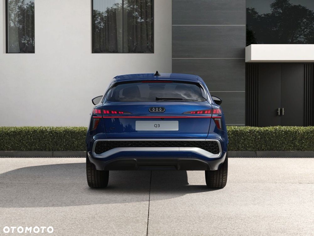 Audi Q3 Sportback - 4