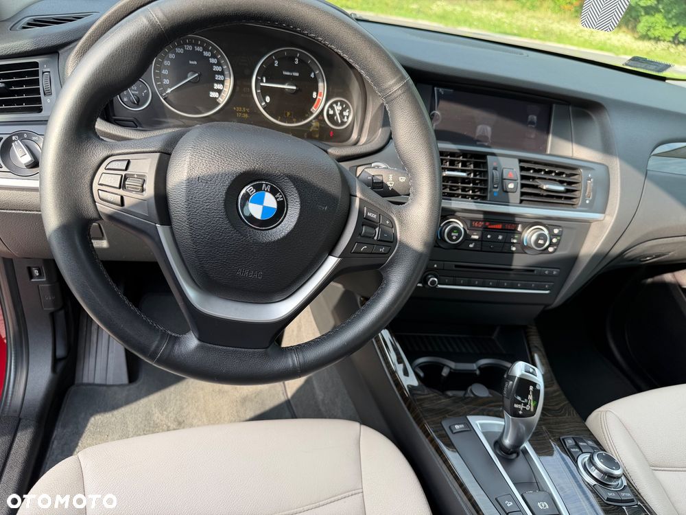 BMW X3 xDrive20d - 16