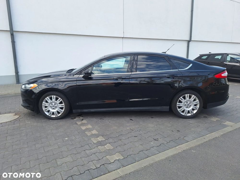 Ford Fusion - 5