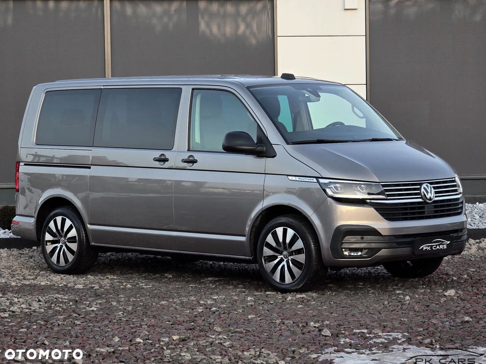 Volkswagen Multivan - 12