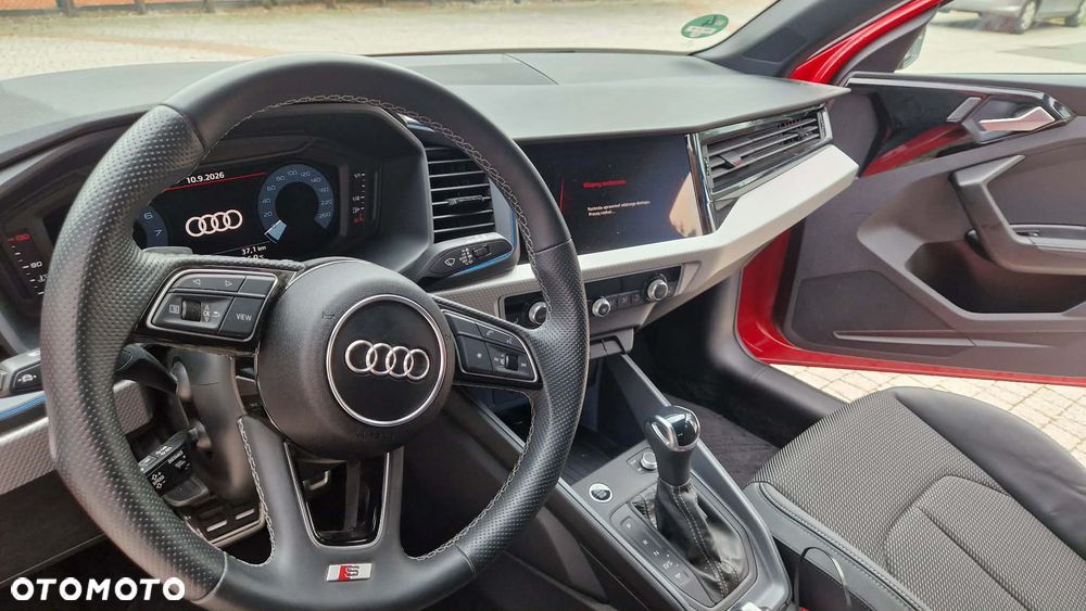 Audi A1 Sportback 35 TFSI S-Line S tronic - 11