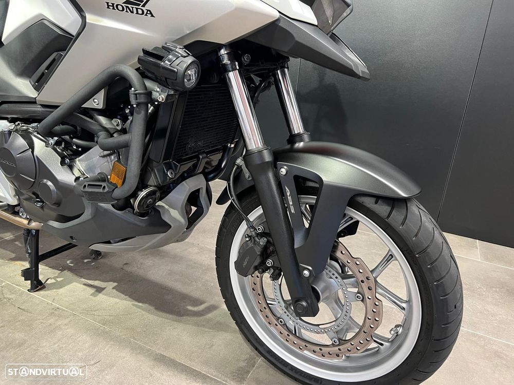 Honda NC750X - 4