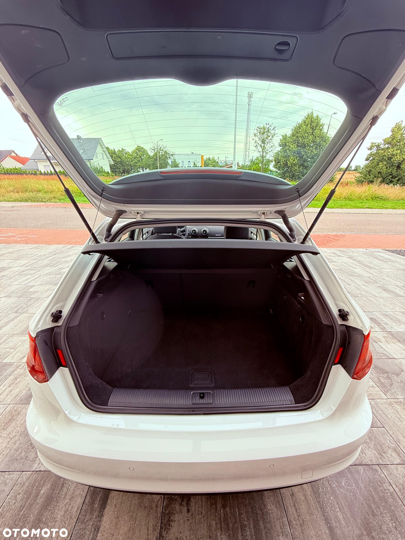 Audi A3 1.4 TFSI Ambiente - 8