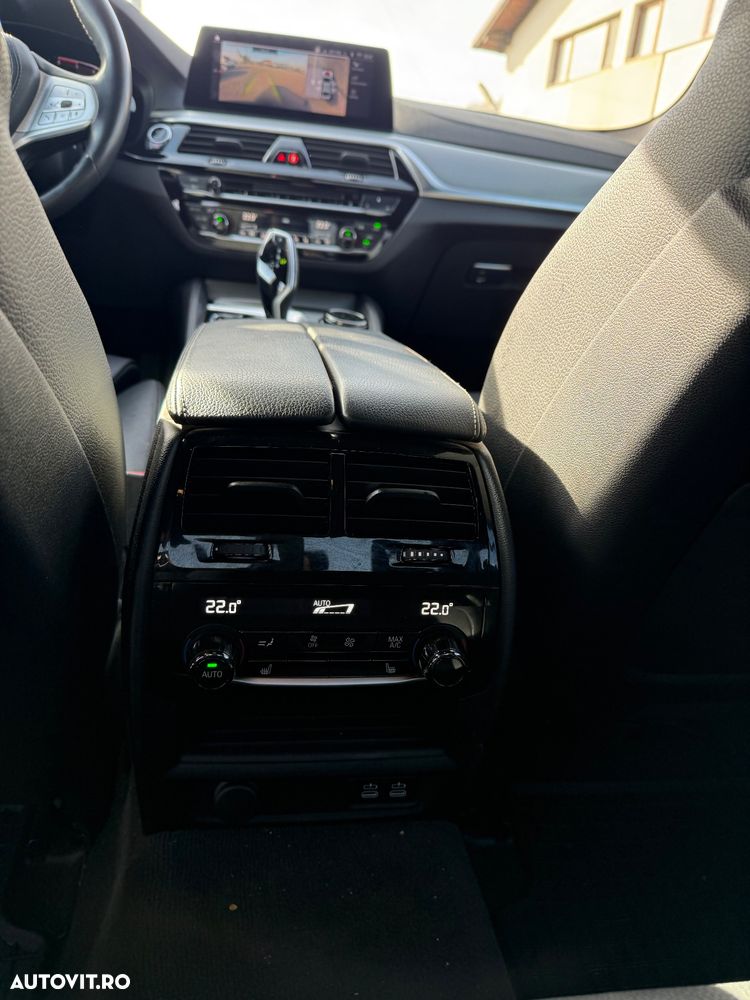 BMW Seria 5 530d xDrive Aut. Luxury Line - 6