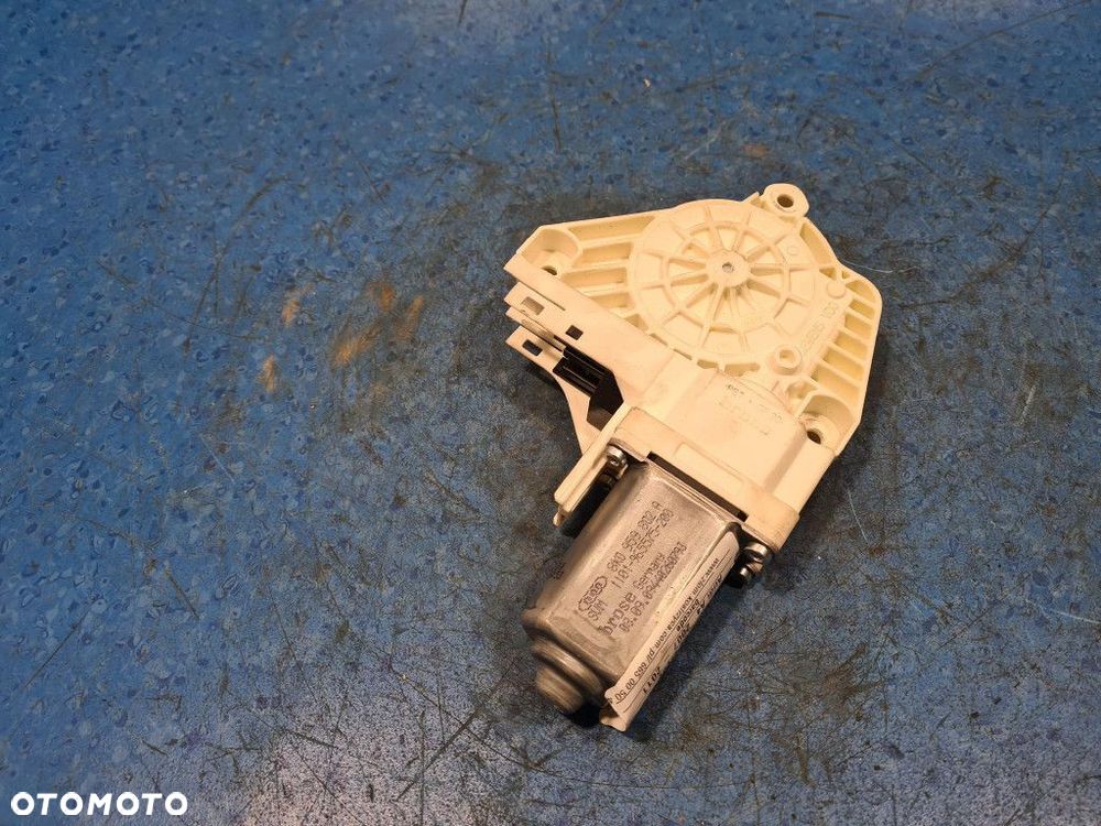 AUDI A4 SILNICZEK SZYBY 8KO959802A - 6
