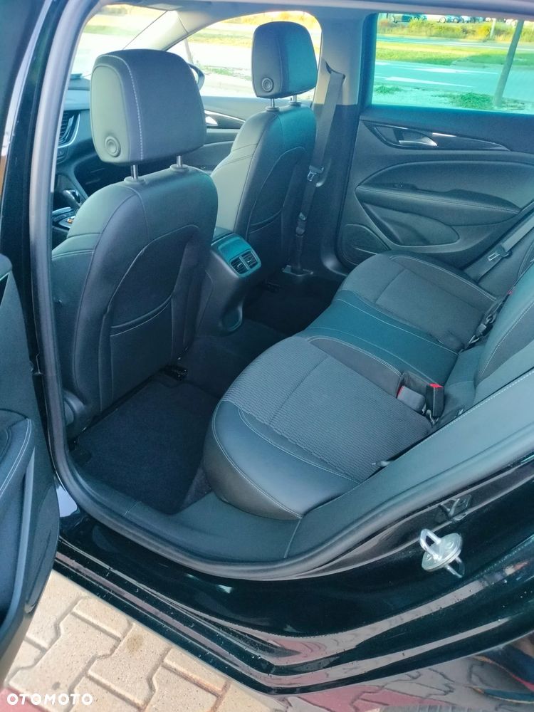 Opel Insignia 1.5 T Innovation S&S - 8