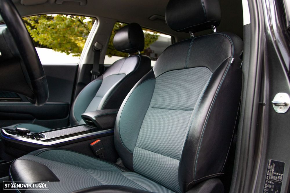 Kia e-Niro 64kWh - 11
