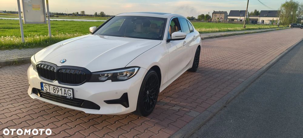 BMW Seria 3 330i - 2