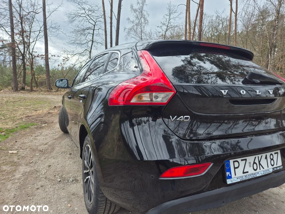Volvo V40 D2 Inscription - 4