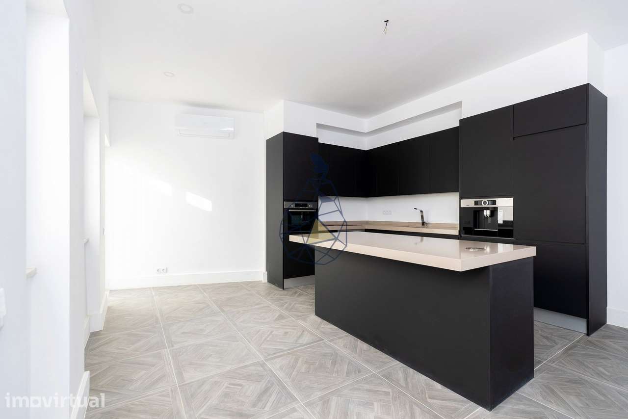 Palacete de 4 apartamentos juntos, ideal para exploração turística, e - Grande imagem: 3/60