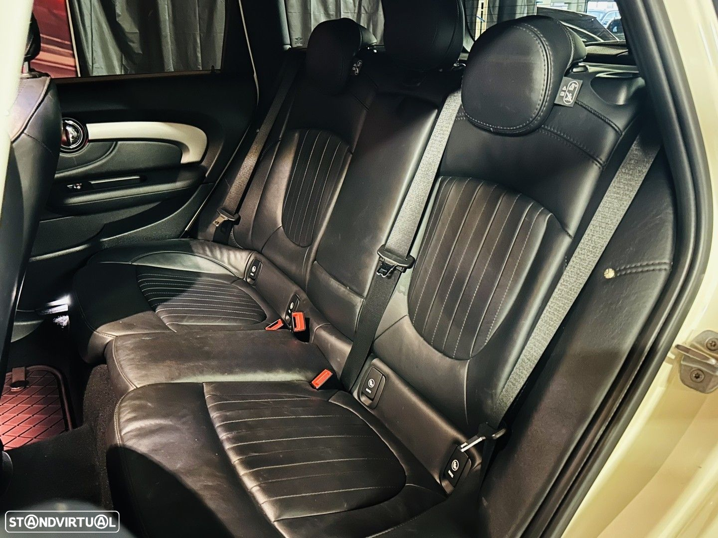 MINI Clubman Cooper SD Auto Desportiva - 8