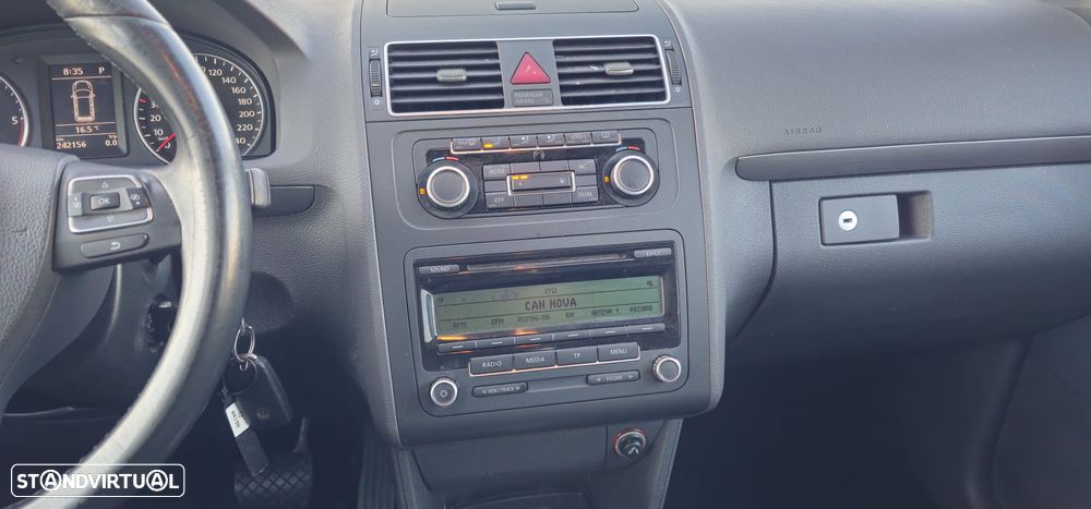 VW Touran 1.6 TDI DPF DSG STYLE - 6