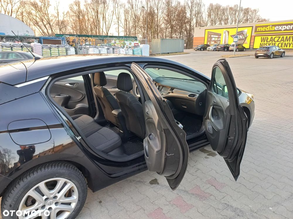 Opel Astra 1.4 T Dynamic S&S - 7