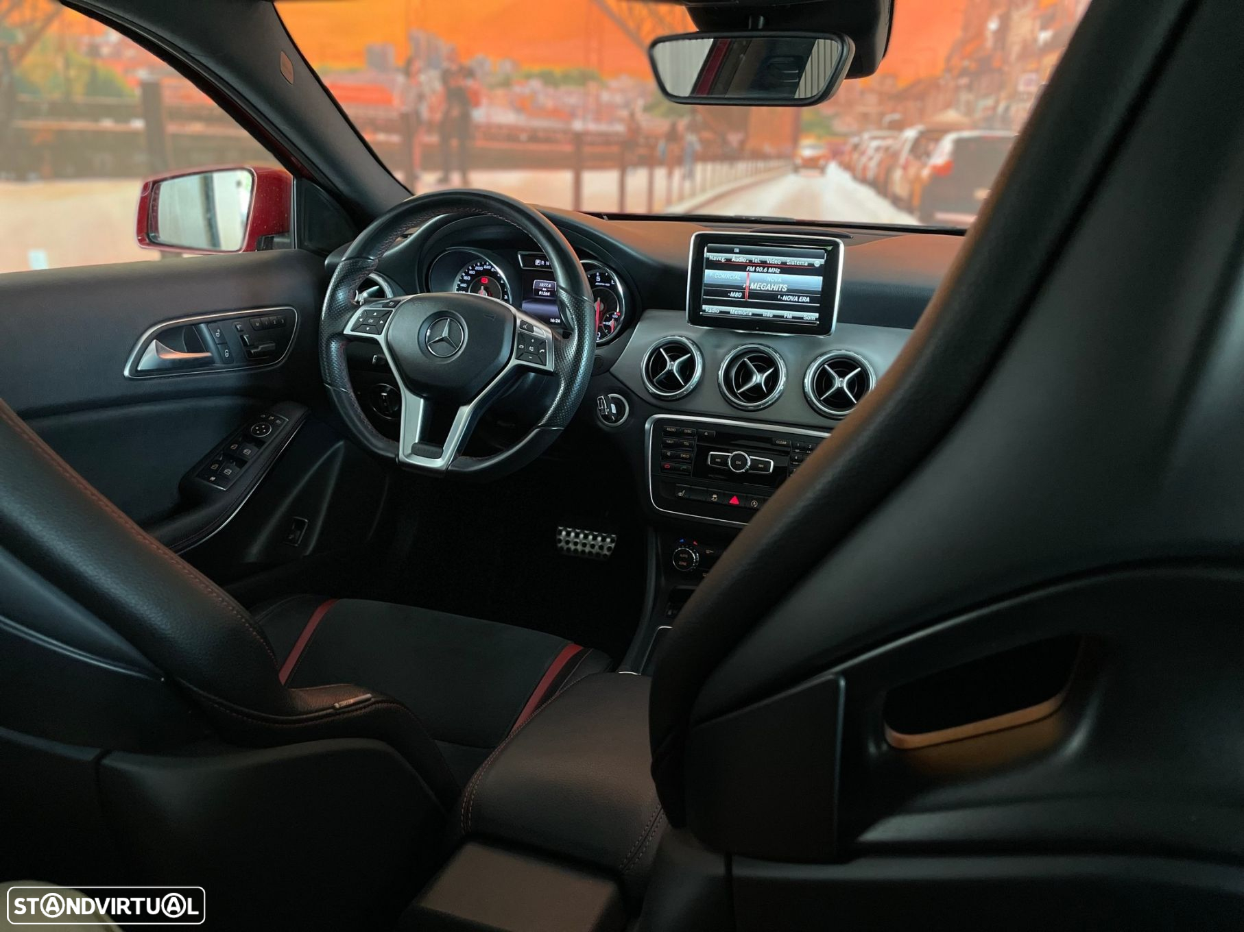 Mercedes-Benz GLA 45 AMG 4-Matic - 10