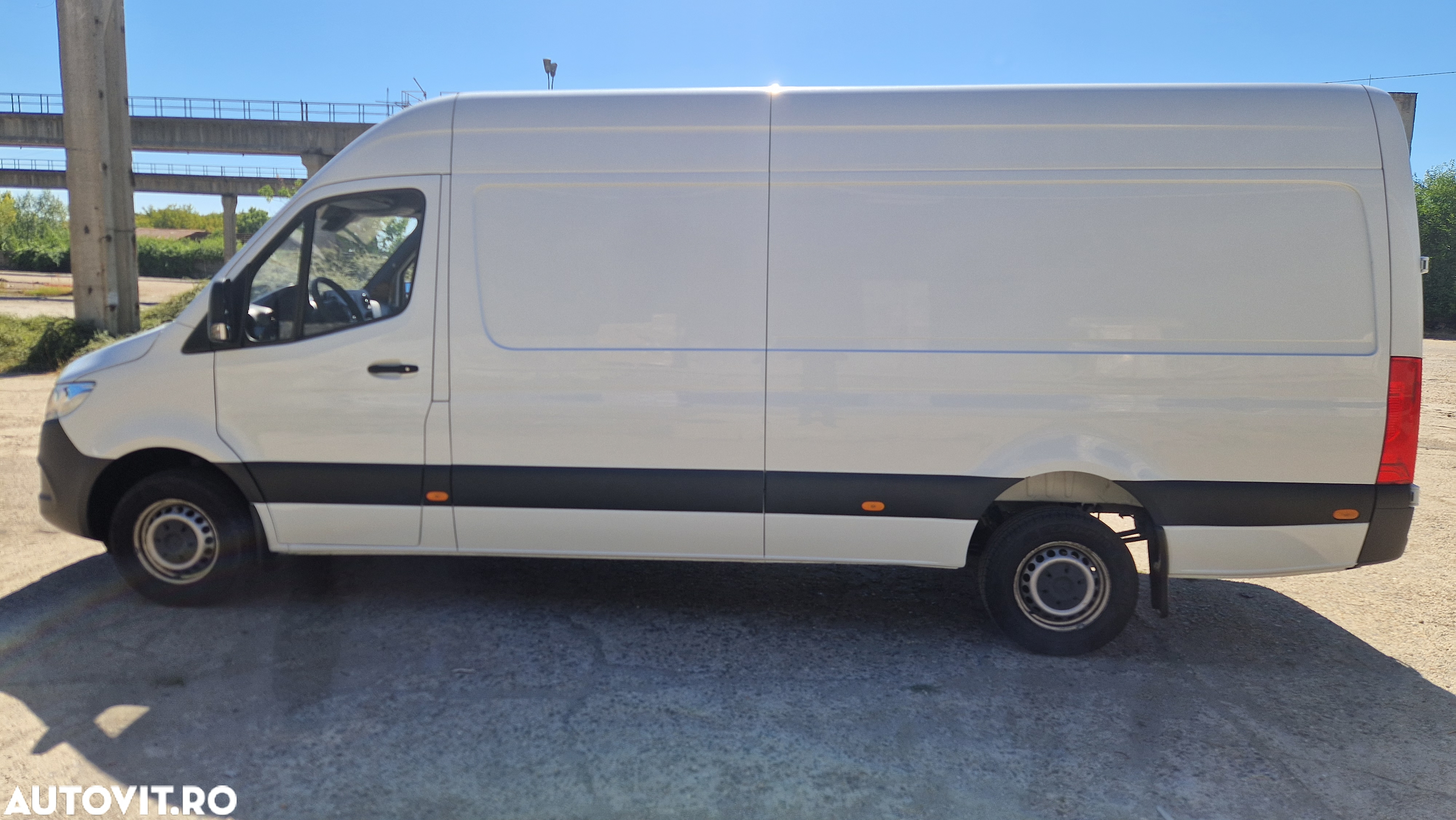 Mercedes-Benz 316 Lung - 4