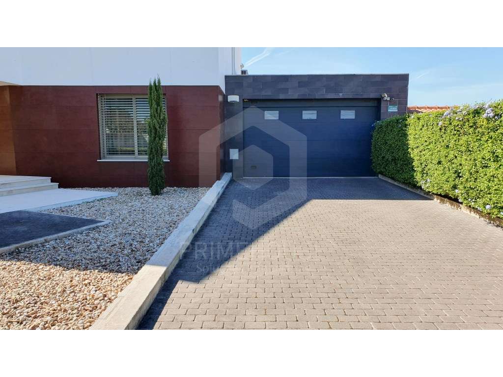 Moradia T5 Contemporânea na Arrábida - Elegância, Conforto e Exclus... - Grande imagem: 5/60